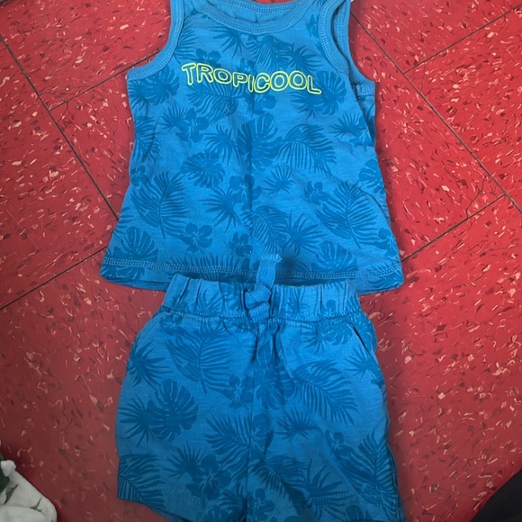 Lot of 0-3 month clothes - Picture 3 of 14